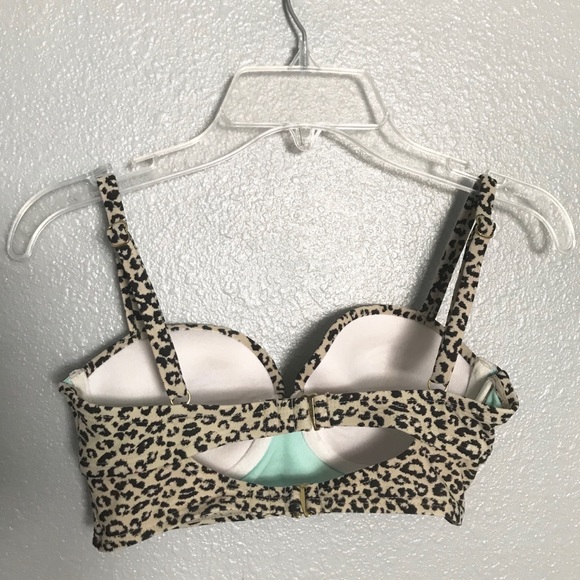 Cheetah Print Swimsuit Top - Picture 4 of 4